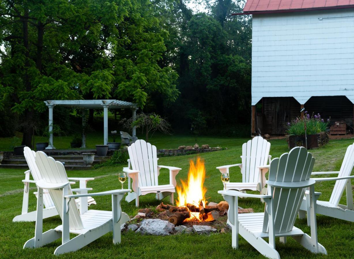South Court Inn Luray Exteriör bild